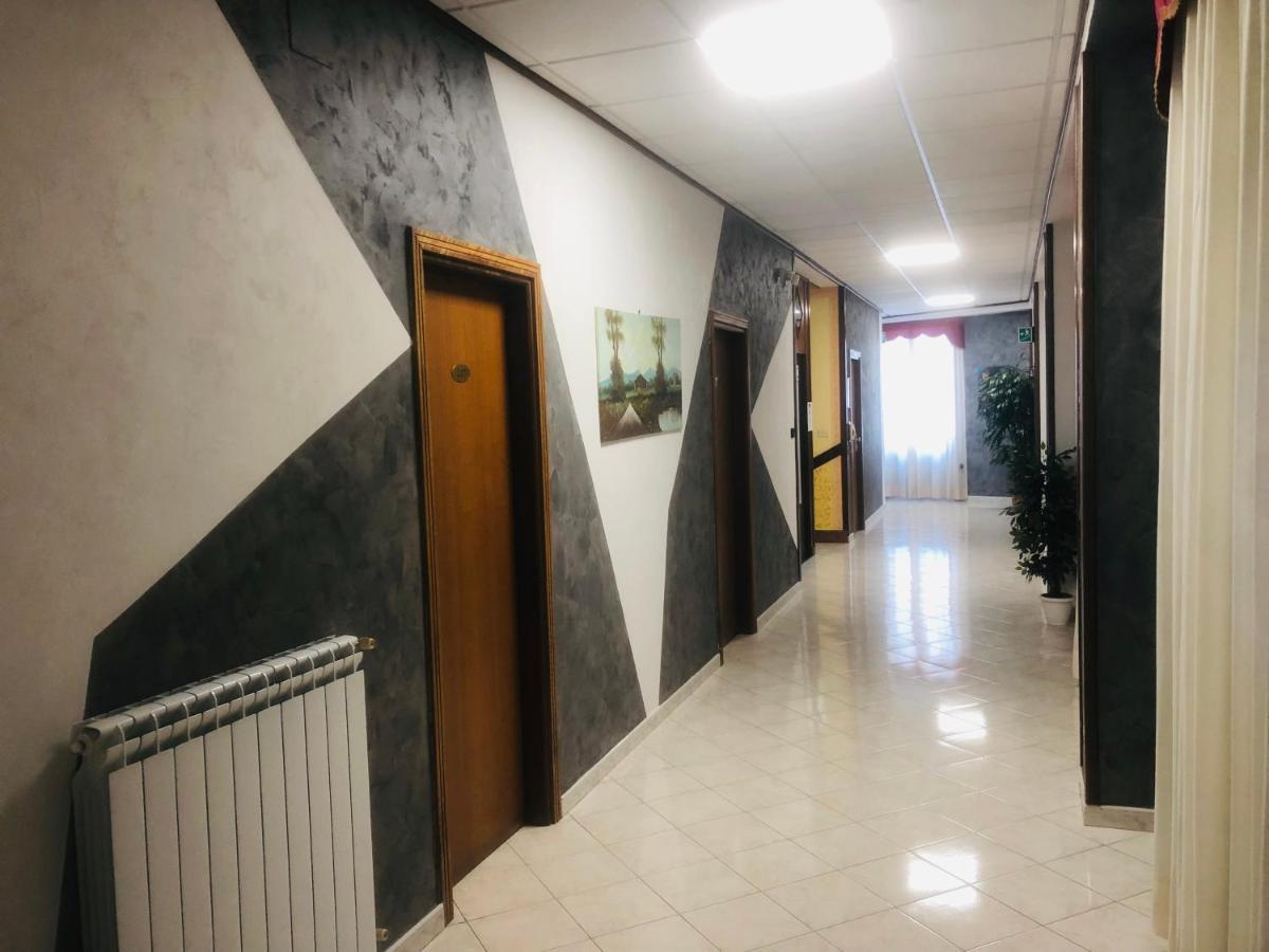 Hotel Elvira Fiuggi Eksteriør bilde